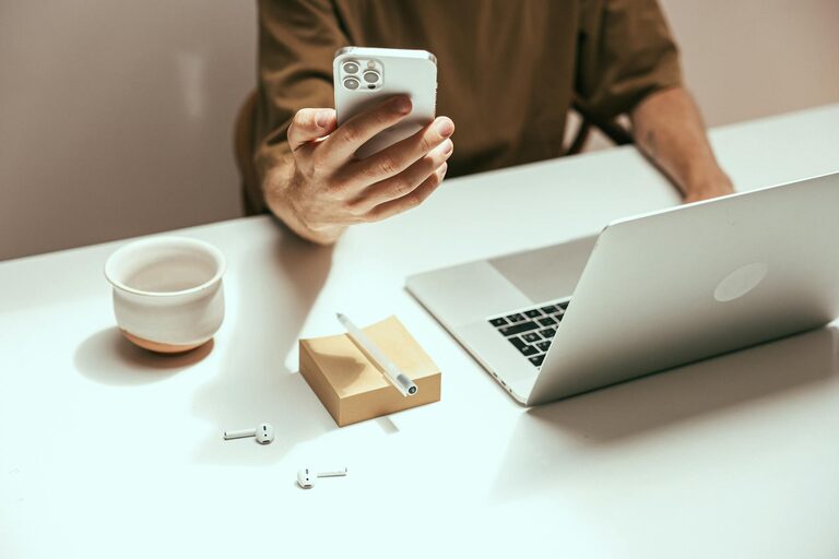 How to Keep Your Emails Under Control: Tips for a Clean Inbox